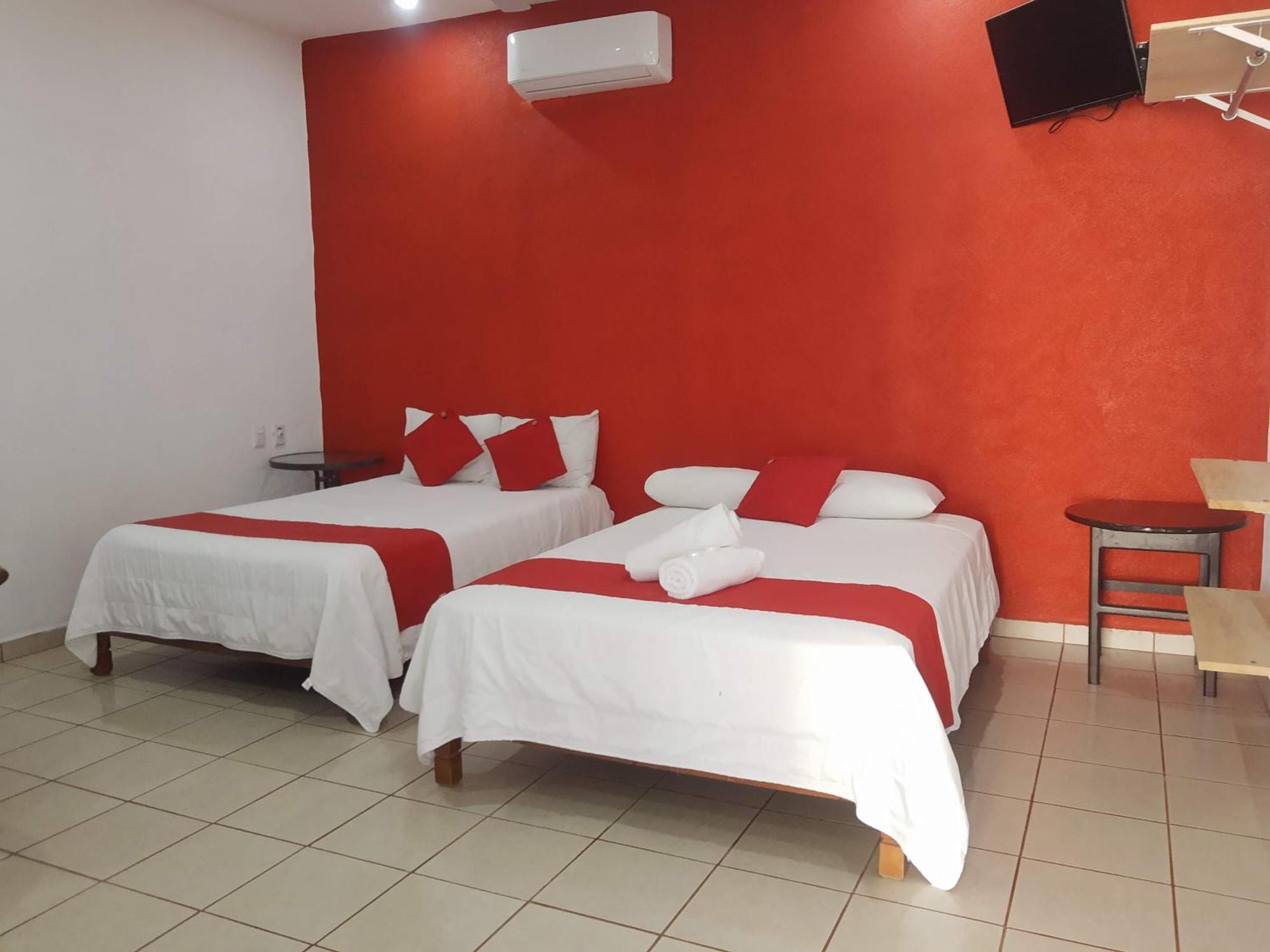 Y Bugambilias Hotel